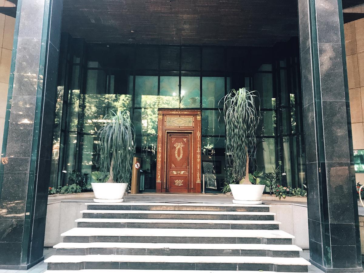 Tiffany's Service Aparthotel
